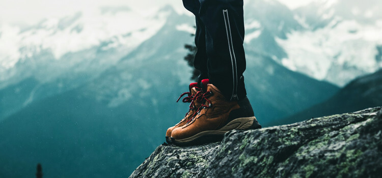 Best Hiking Boots For Yosemite