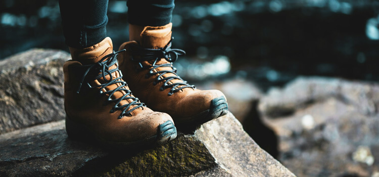 How to Lace Up Hiking Boots Ensure Comfort & Fit