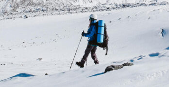 How to Put Snow Baskets on Trekking Poles