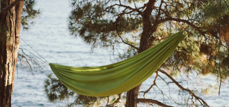 how to hang a hammock indoors without drilling